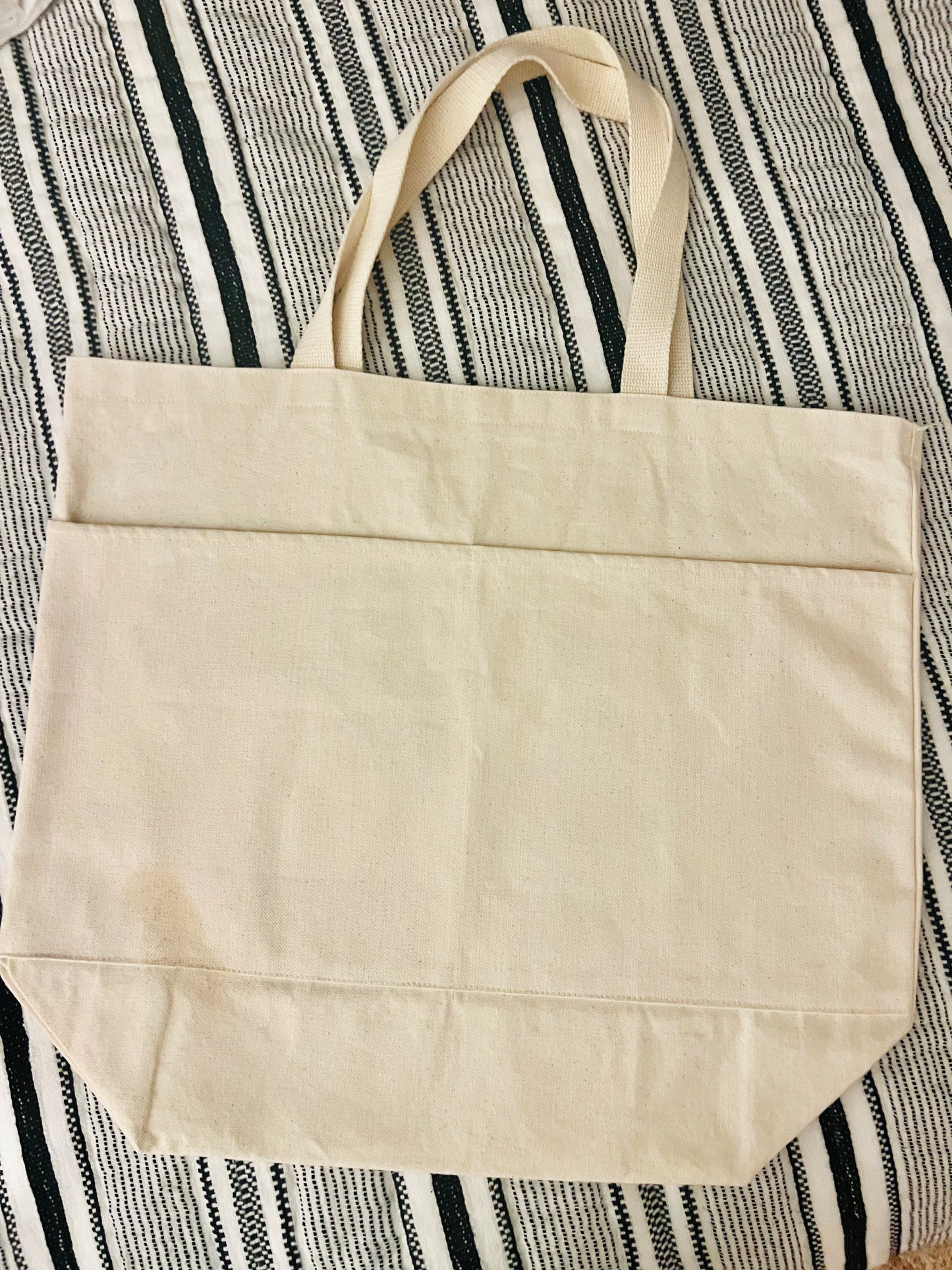 Personalized tote