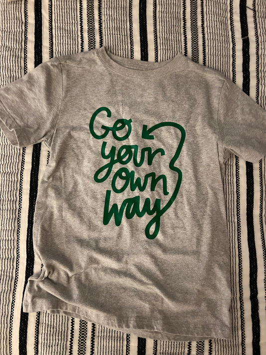 Go your own way kids shirt